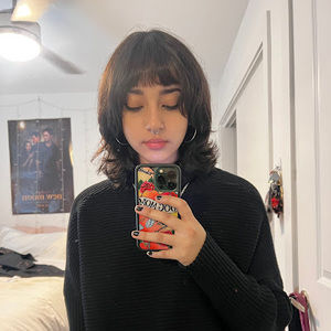 Meet your Posher, Devin s